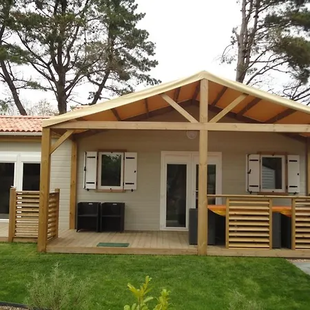 シャレー Neuf Avec Piscine Couverte, Proche Mer, Calme Et Securise - 6 Personnes - Fr-1-777-8