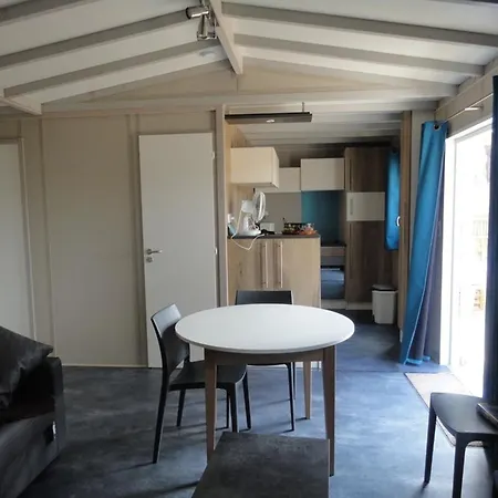 Neuf Avec Piscine Couverte, Proche Mer, Calme Et Securise - 6 Personnes - Fr-1-777-8 *